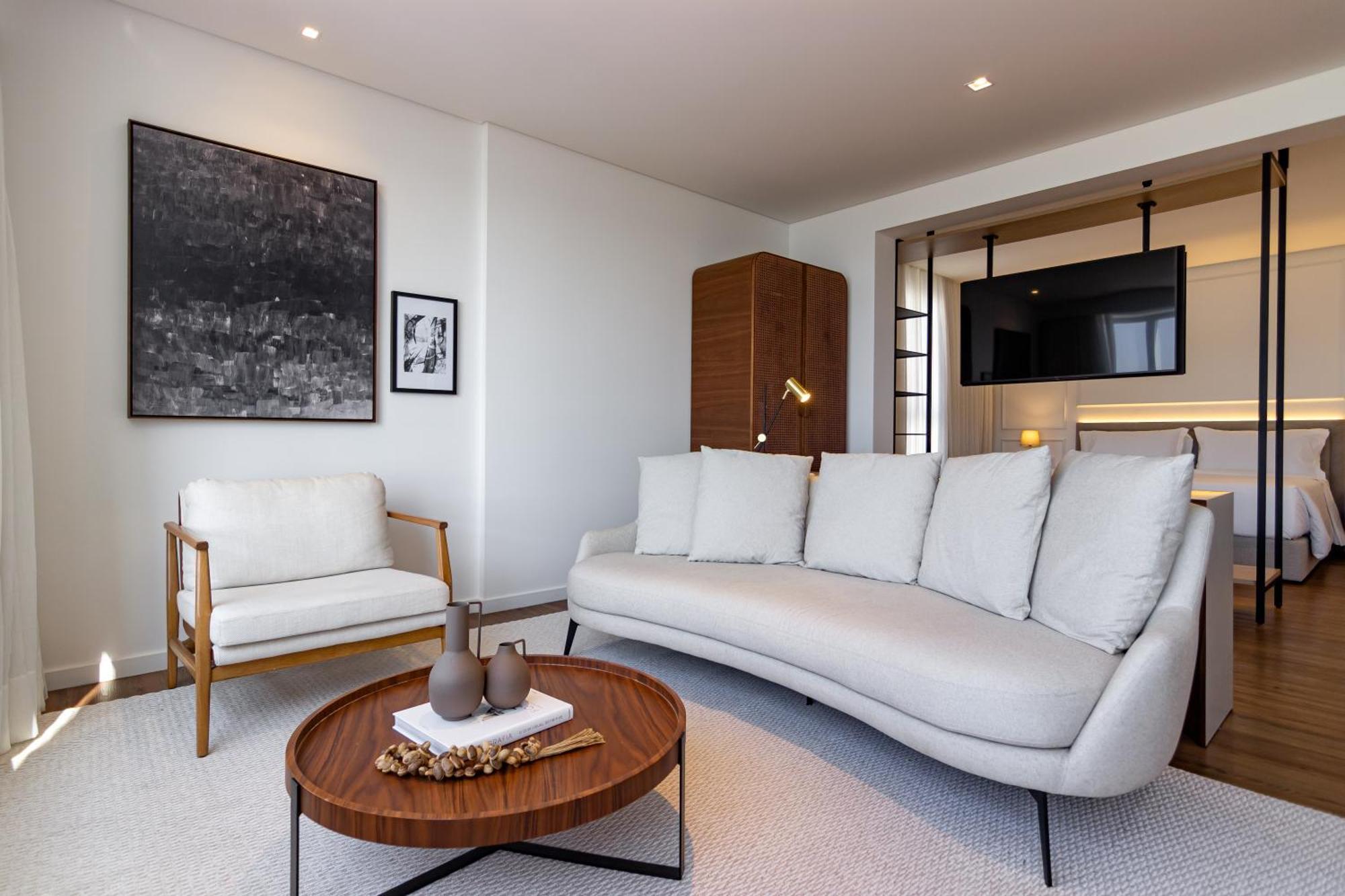 K-platz Hotel 4*